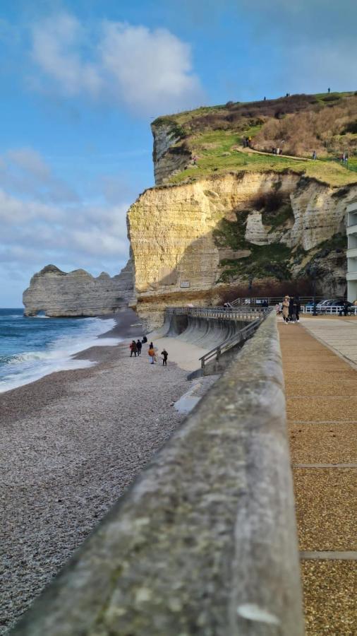 Maison Avec Jardin Et Parking Gratuit Etretat Exterior photo