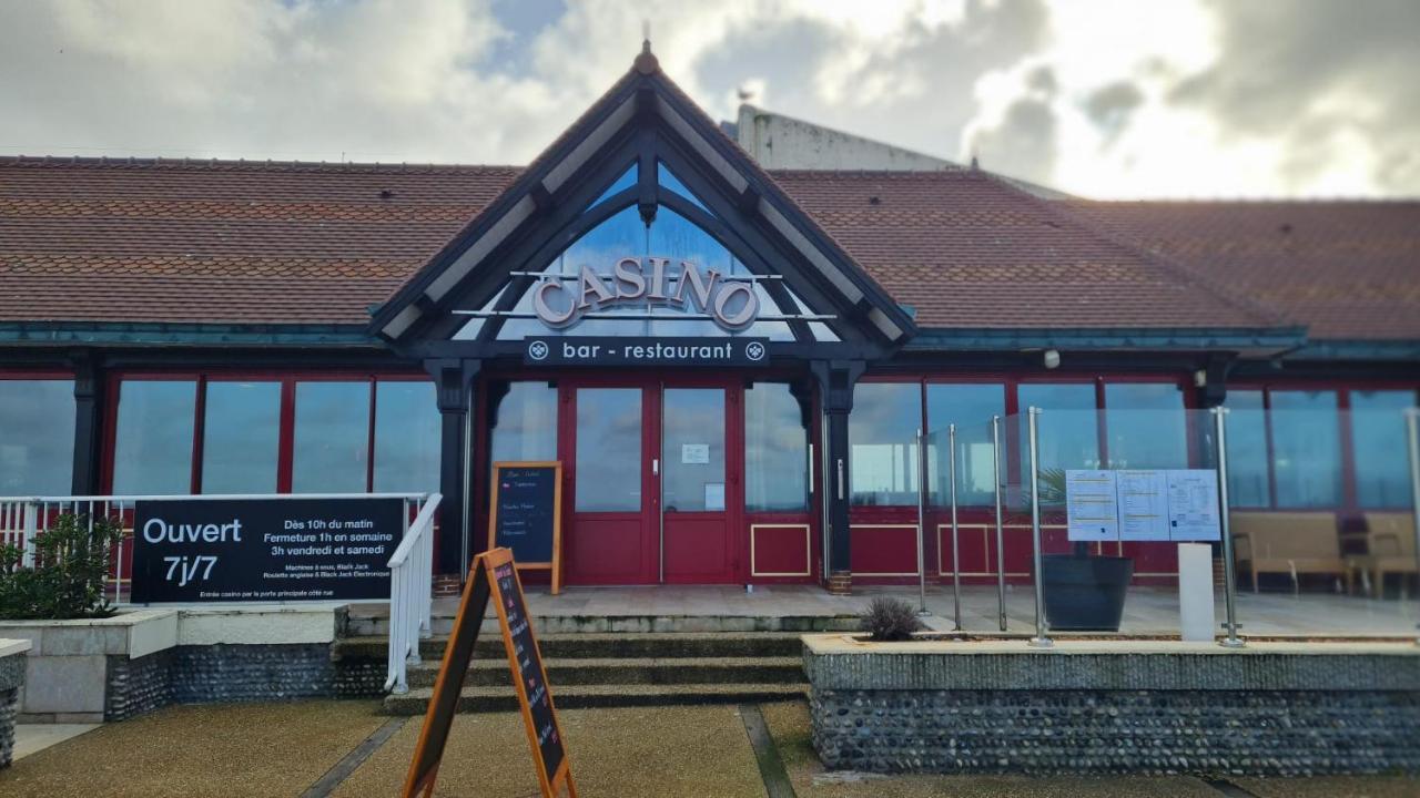 Maison Avec Jardin Et Parking Gratuit Etretat Exterior photo